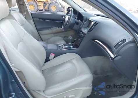 2010 Infiniti G37 Journey from USA, damaged, VIN JN1CV6AP1AM404354